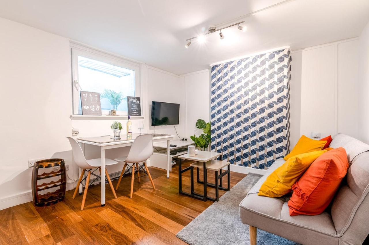 Modern One Bedroom Apartments In Brighton Kültér fotó