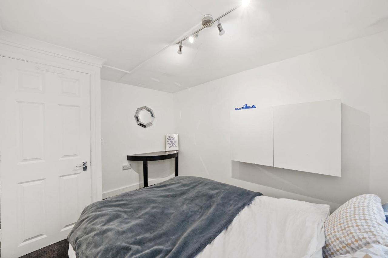 Modern One Bedroom Apartments In Brighton Kültér fotó